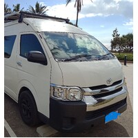 BUMPER GRILL AND HEADLIGHT FACELIFT CHROME SUITABLE FOR TOYOTA HIACE COMMUTER SLWB MODELS FROM 2005 TO 13/2013